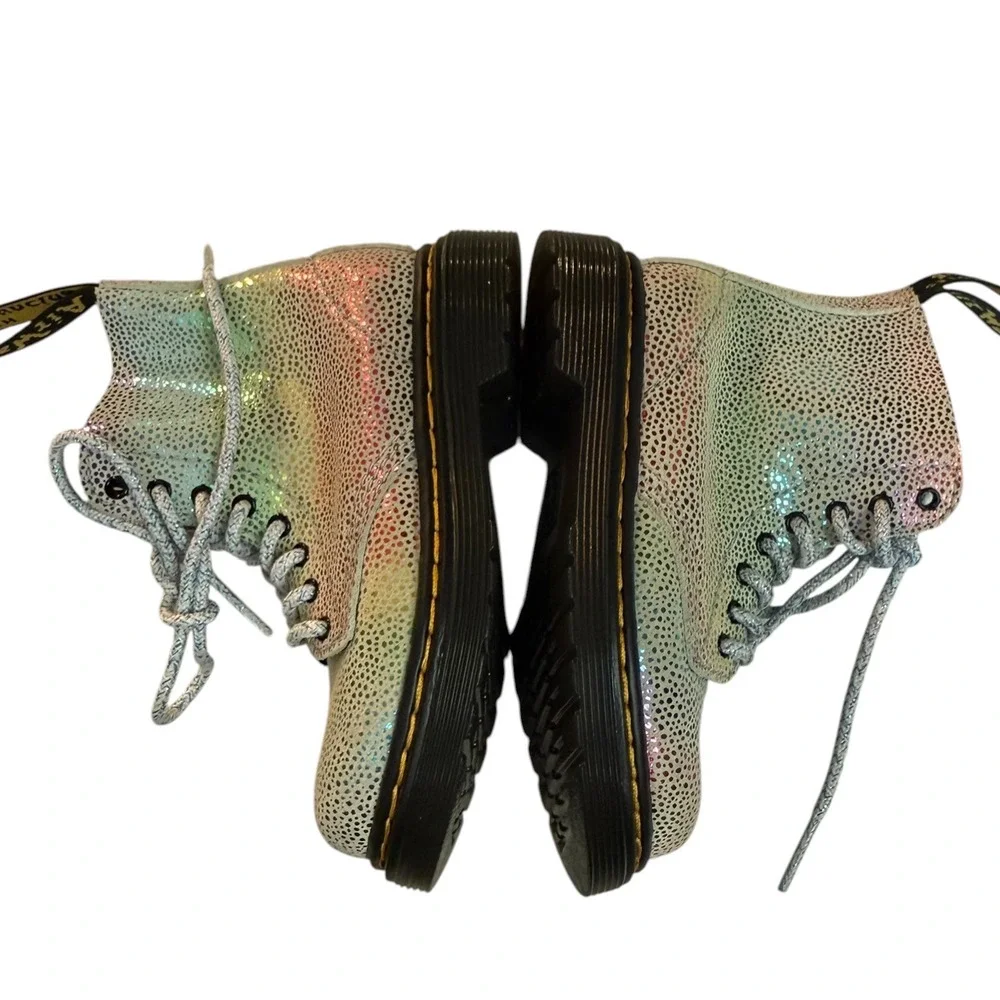 Dr. Martens 1460 Pascal‎ Kids Boots Rainbow Iridescent Leather Size 7 US 6 UK